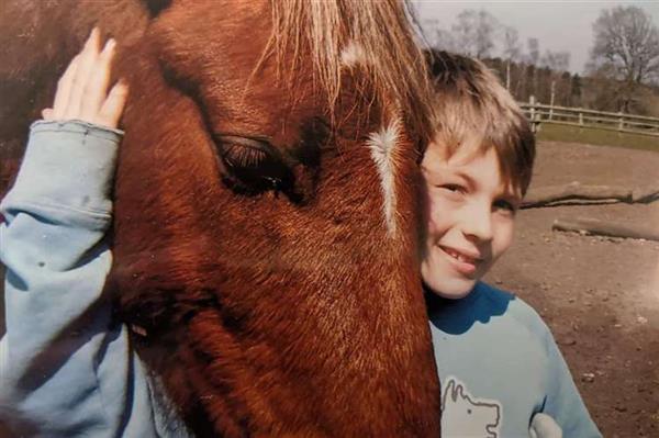 Equine vet Alex Tooley 